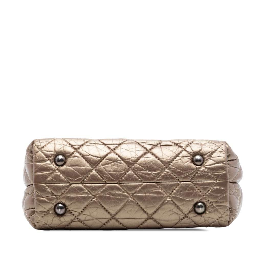 Chanel Quilted Aged Calfskin Reissue 2.55 Tote Brown Leather Very good condition - Inside View