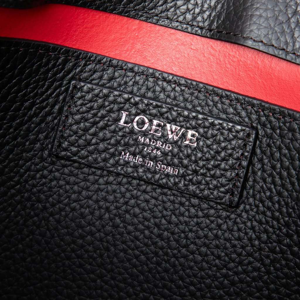 Loewe Grained Calfskin Anagram Briefcase Black Leather Very good condition - Box View