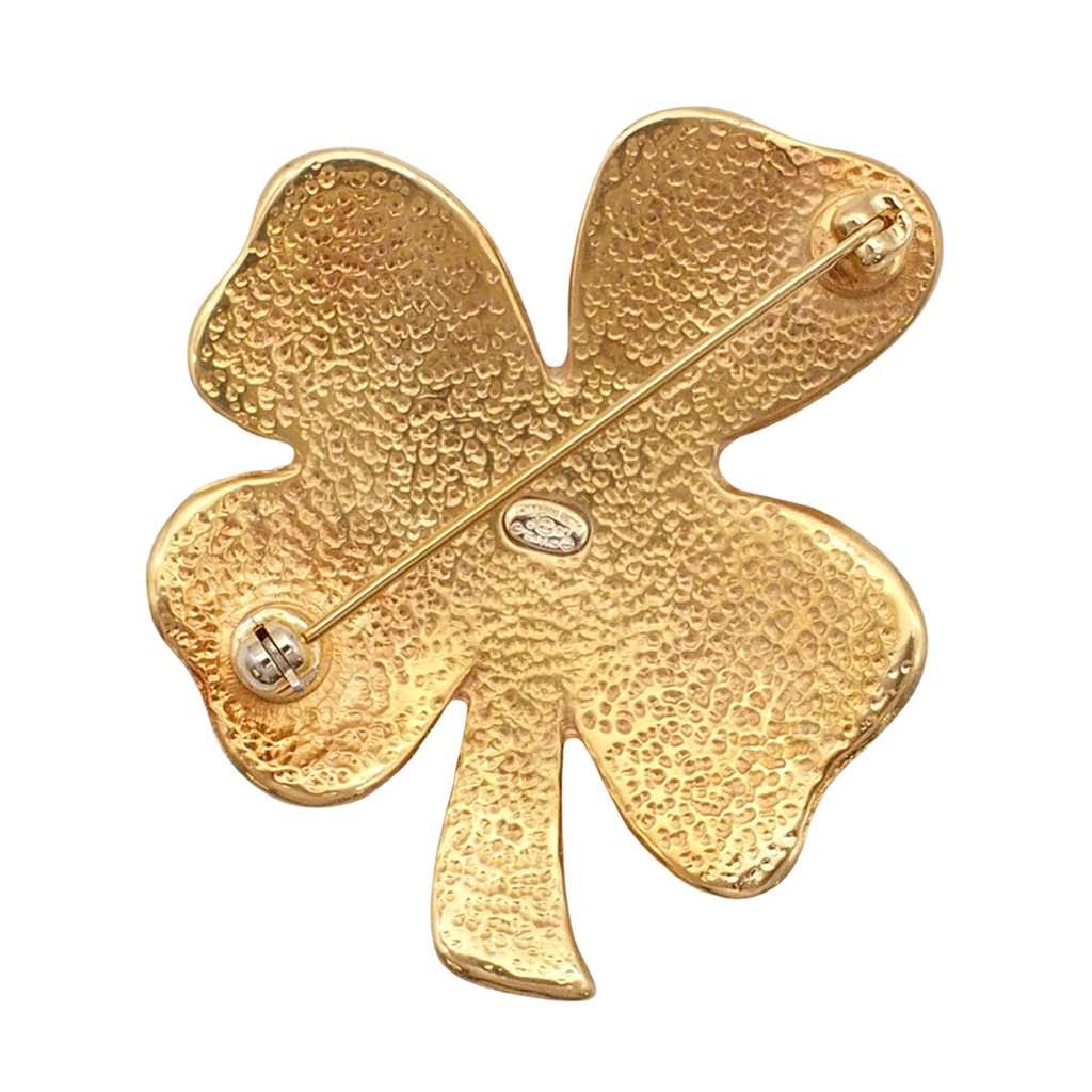 Chanel CC Gold Plated Resin Four Leaf Clover Brooch Gold Metal Very good condition - Model View