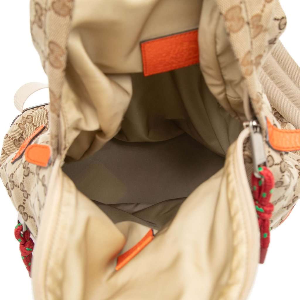 Gucci The North Face Medium GG Canvas Backpack Beige Very good condition - Model View