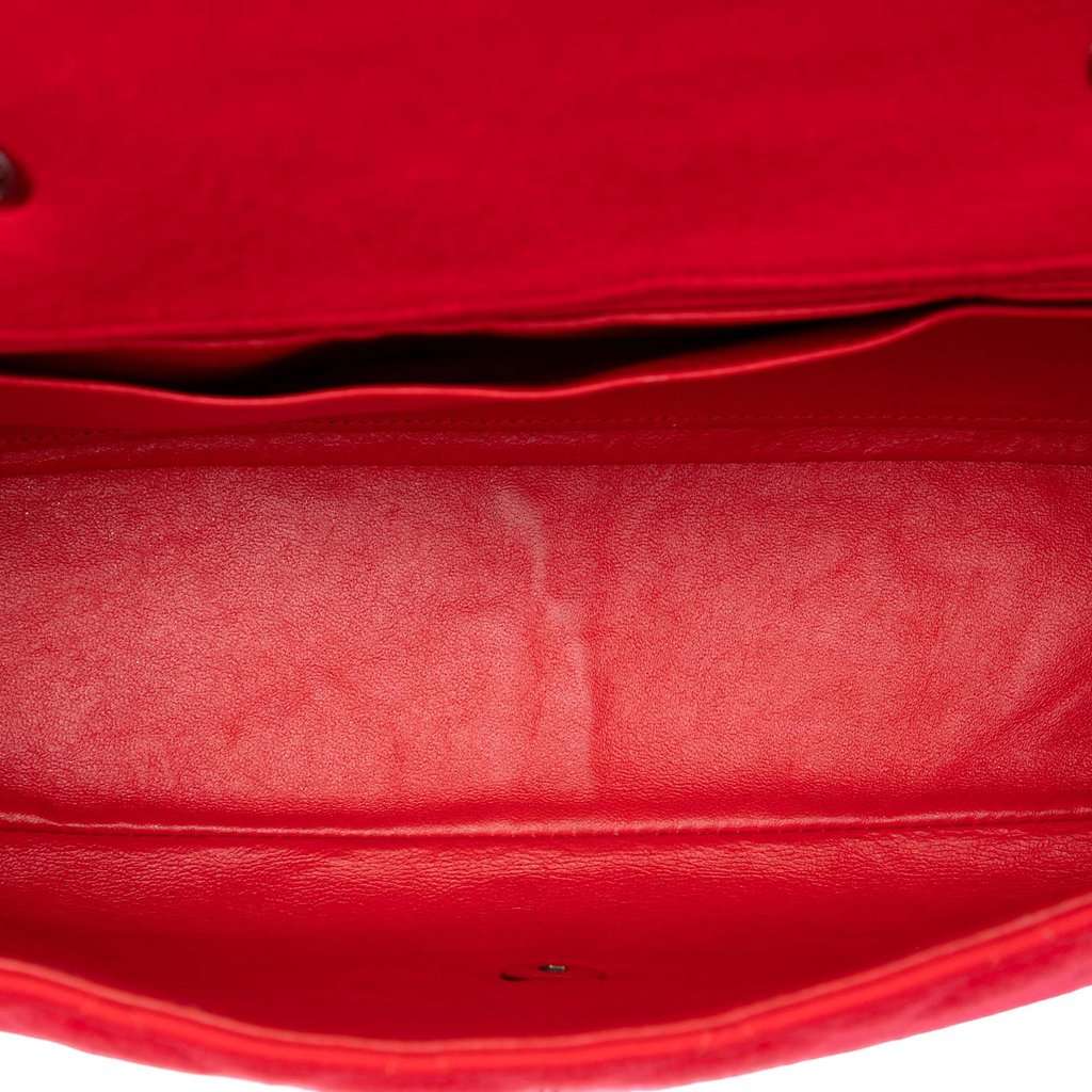 Chanel Jumbo Classic Jersey Single Flap Red Very good condition - Model View