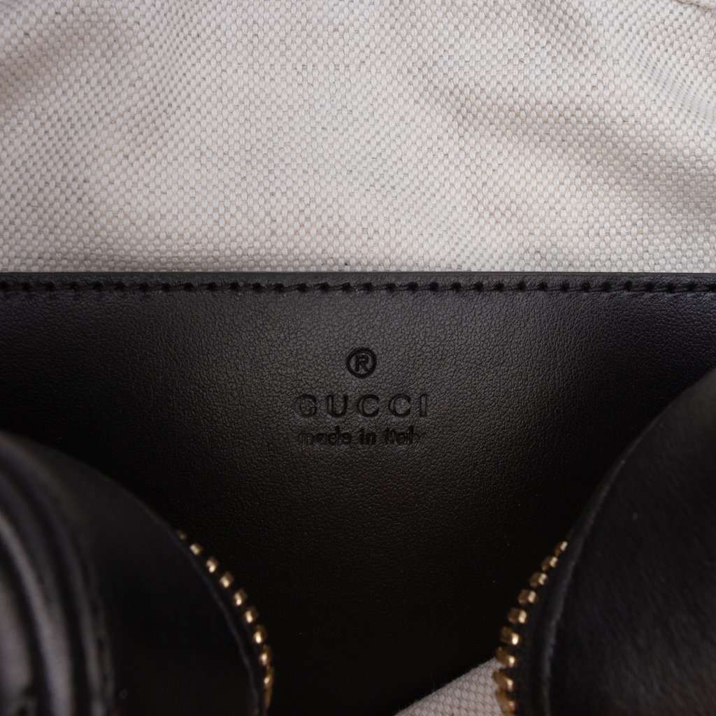 Gucci Small GG Matelasse Calfskin Crossbody Black Leather Very good - Box View
