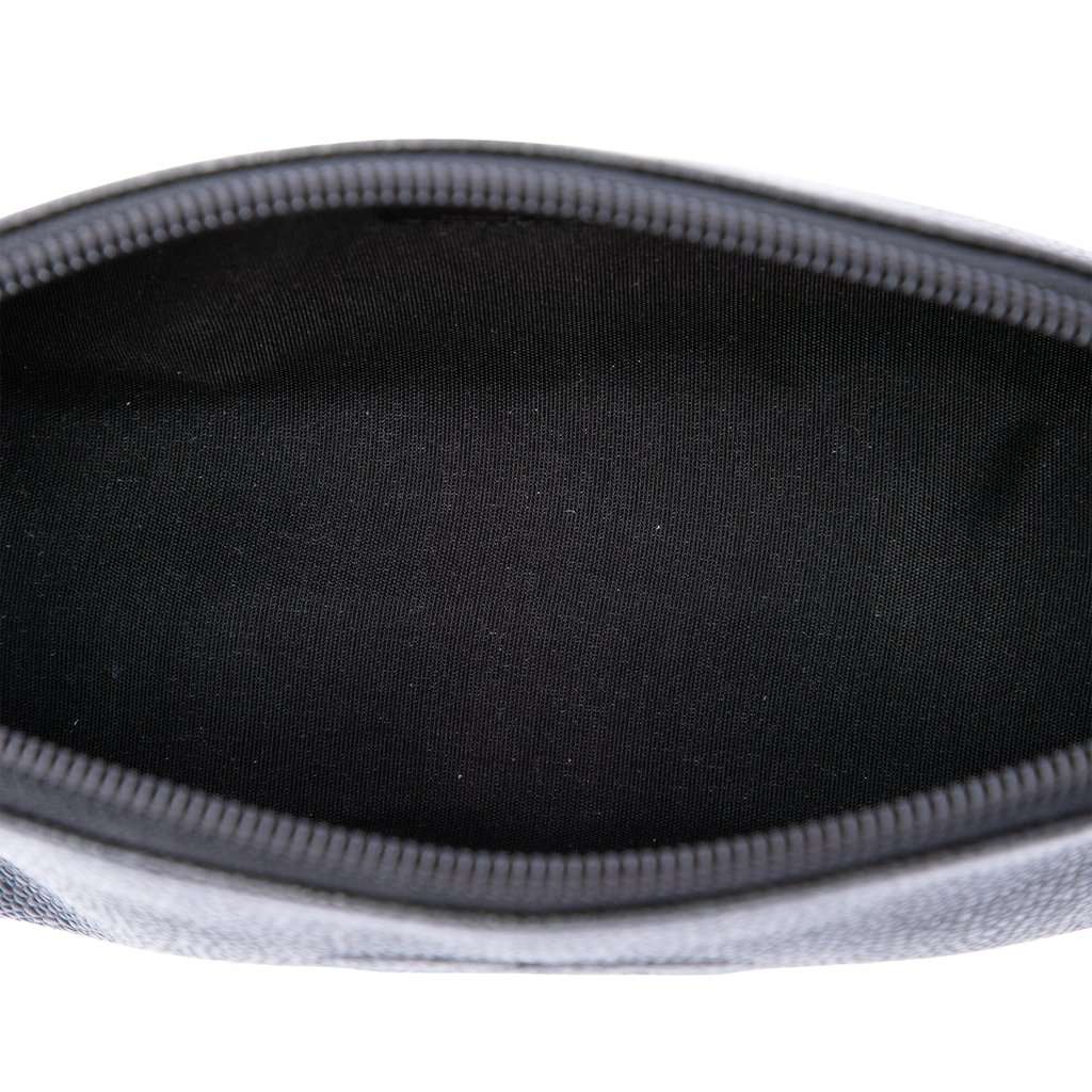 Chanel CC Caviar Cosmetic Cosmetic Pouch Black Leather Very good - Model View