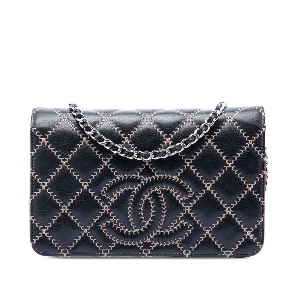 Chanel Stitched CC Quilted Calfskin Wallet on Chain Black Leather Very good condition - Front View