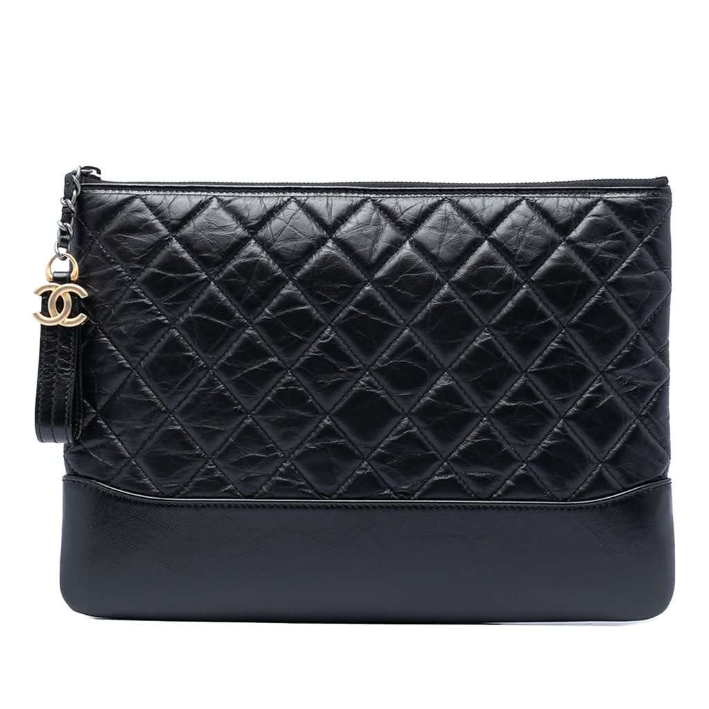 Chanel Medium Quilted Aged Calfskin Gabrielle O Case Clutch Black Leather Very good condition - Front View