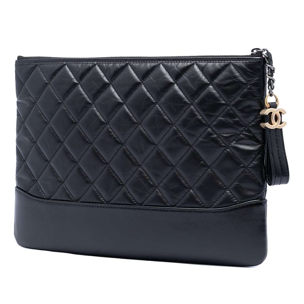 Chanel Medium Quilted Aged Calfskin Gabrielle O Case Clutch Black Leather Very good condition - Back View