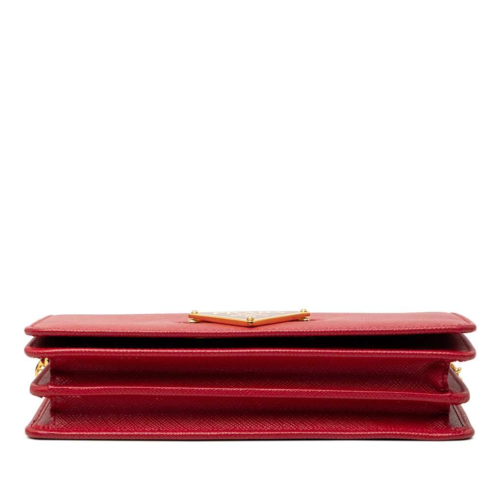 Prada Saffiano Lux Flip Lock Wallet on Chain Red Leather Very good condition - Inside View
