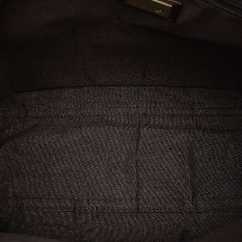 Fendi Zucchino Canvas Tote Beige Very good condition - Model View
