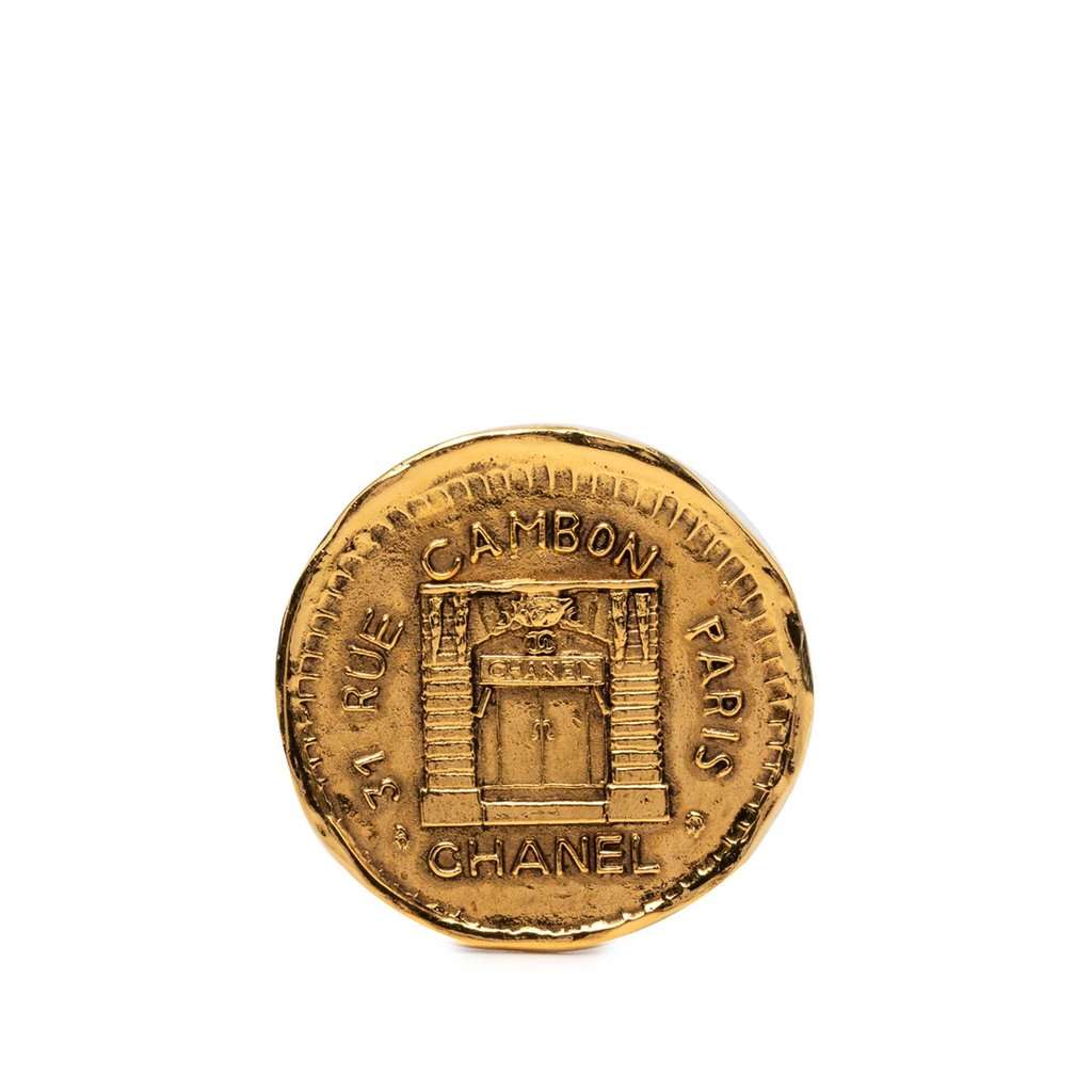Chanel Gold Plated 31 Rue Cambon Medallion Pin Brooch Gold Metal Very good - Front View