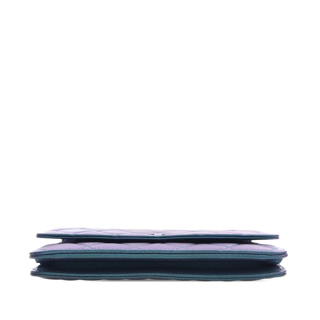Chanel CC Quilted Iridescent Lambskin Wallet on Chain Blue Leather Very good condition - Inside View
