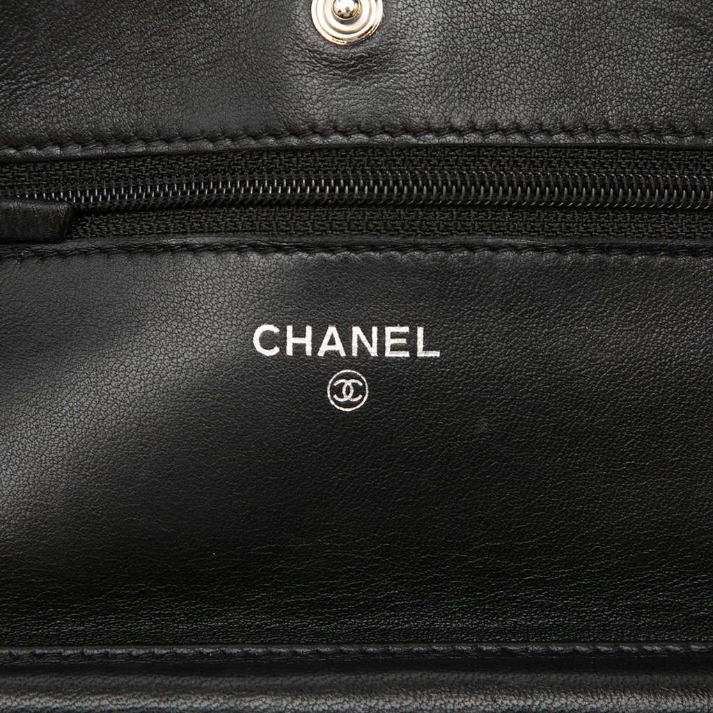 Chanel CC Quilted Lambskin Wallet On Chain Black Leather Very good condition - Box View