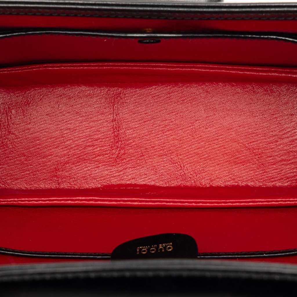 Gucci Calfskin Bamboo Night Black Leather Very good - Model View