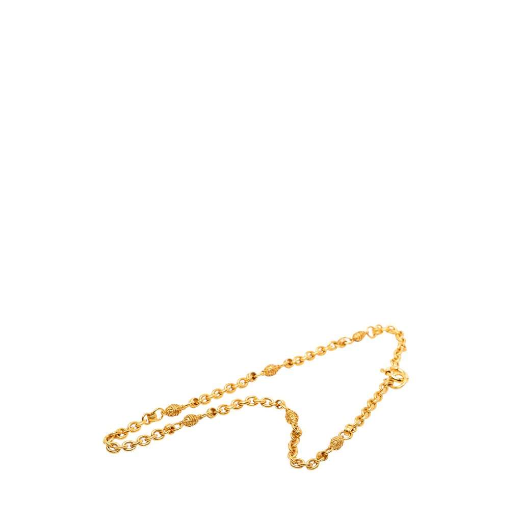 Chanel CC Gold Plated Chain Link Necklace Gold Metal Very good condition - Model View