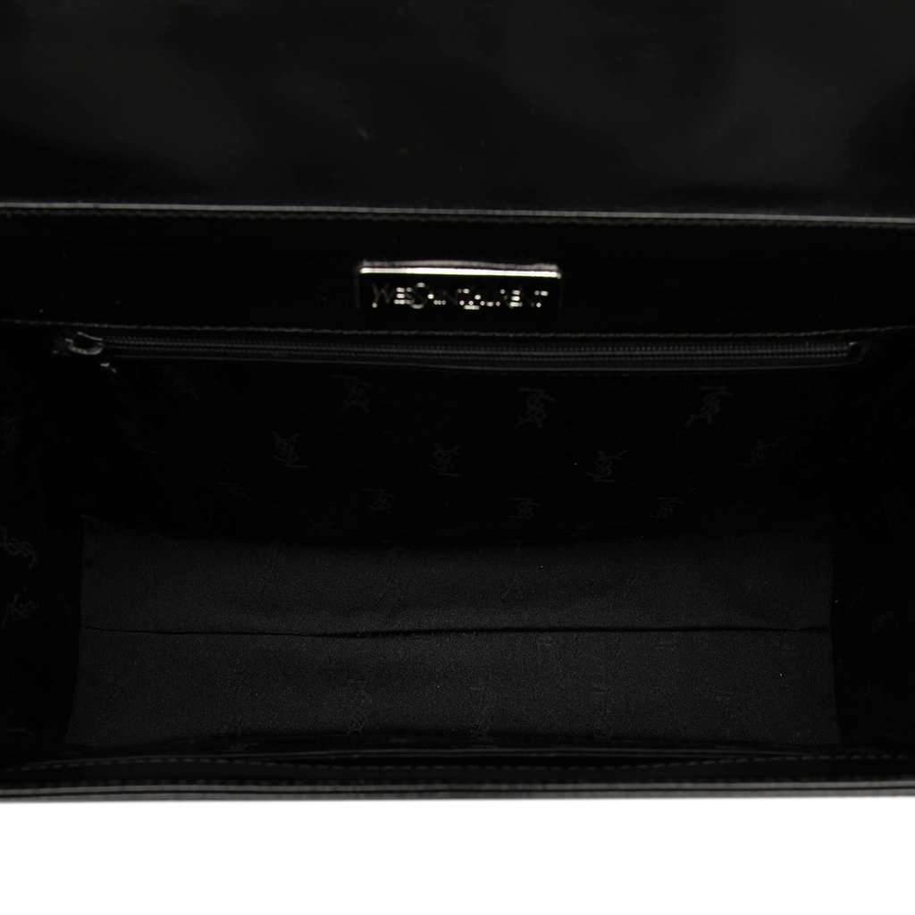 Saint Laurent Patent Shoulder Bag Black Leather Very good condition - Model View