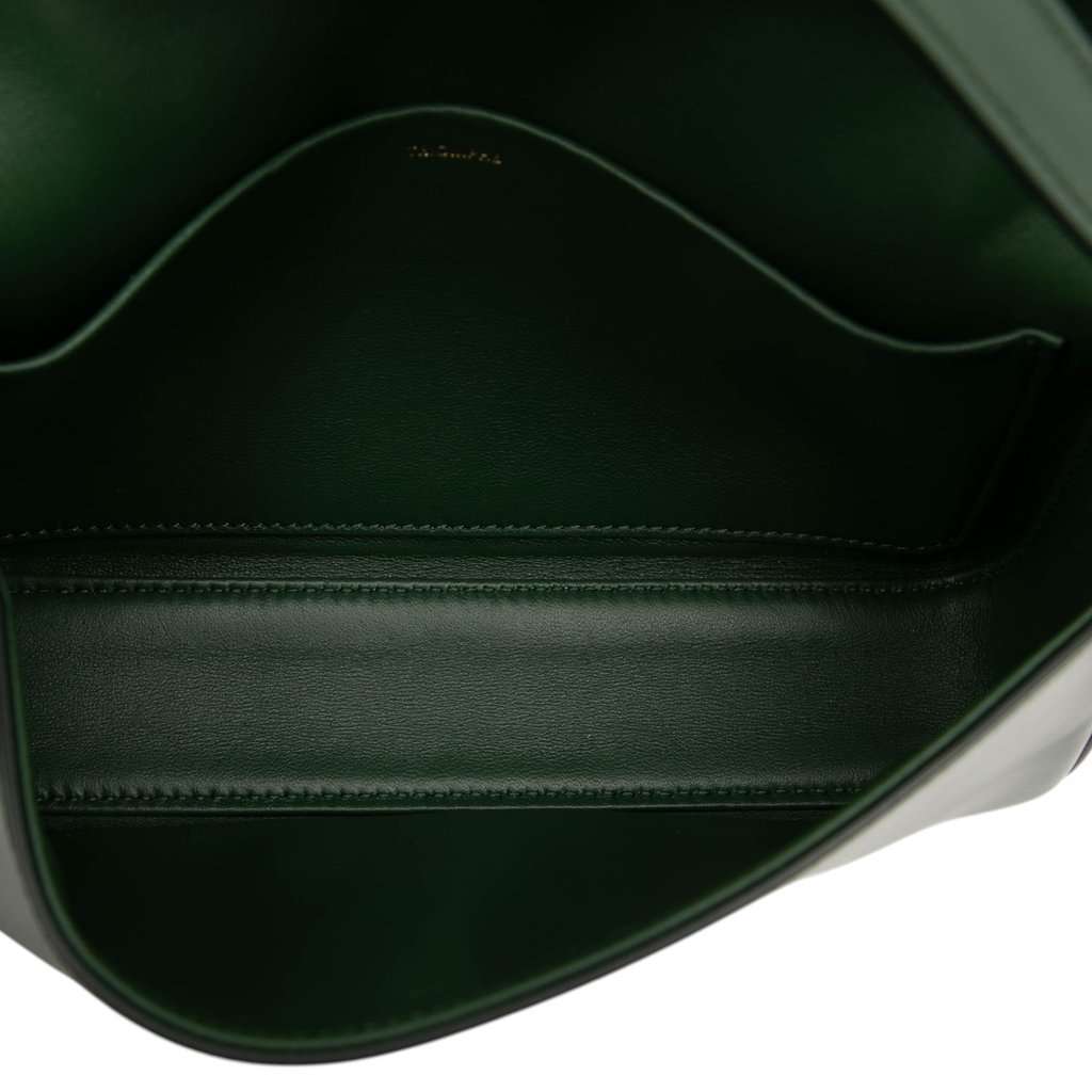 Celine Shiny Calfskin Claude Shoulder Bag Green Leather Very good condition - Model View