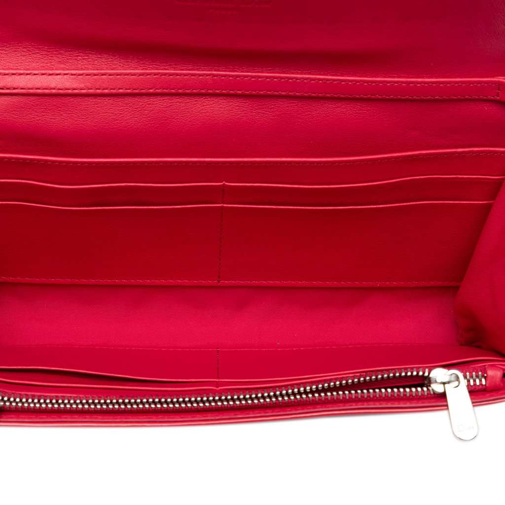 Dior Patent Cannage Lady Dior Wallet On Chain Pink Leather Very good condition - Model View