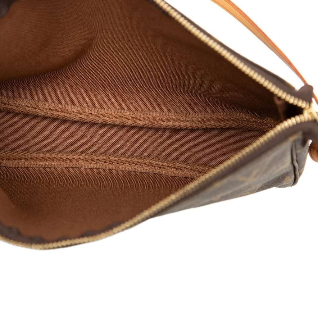 Louis Vuitton Monogram Pochette Accessoires Brown Very good - Model View