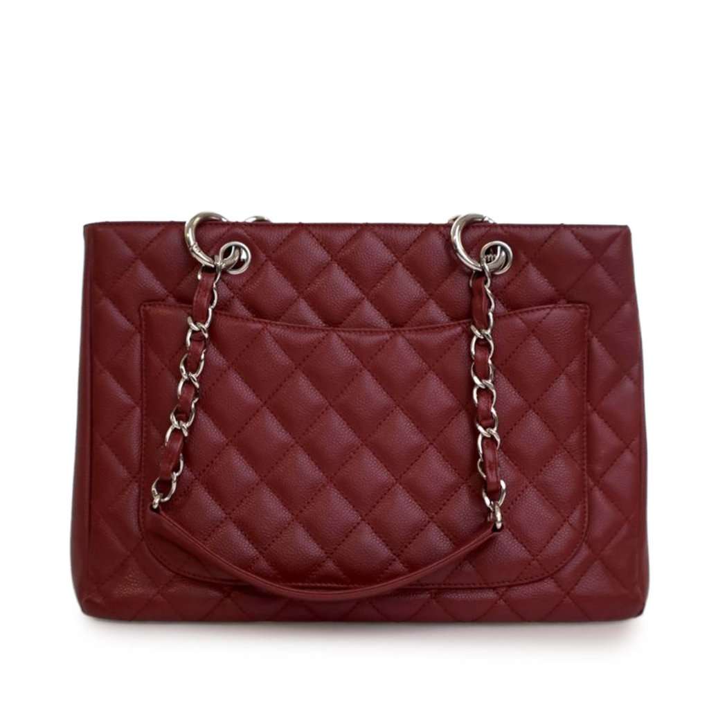 Chanel Caviar Grand Shopping Tote Red Leather Very good - Model View