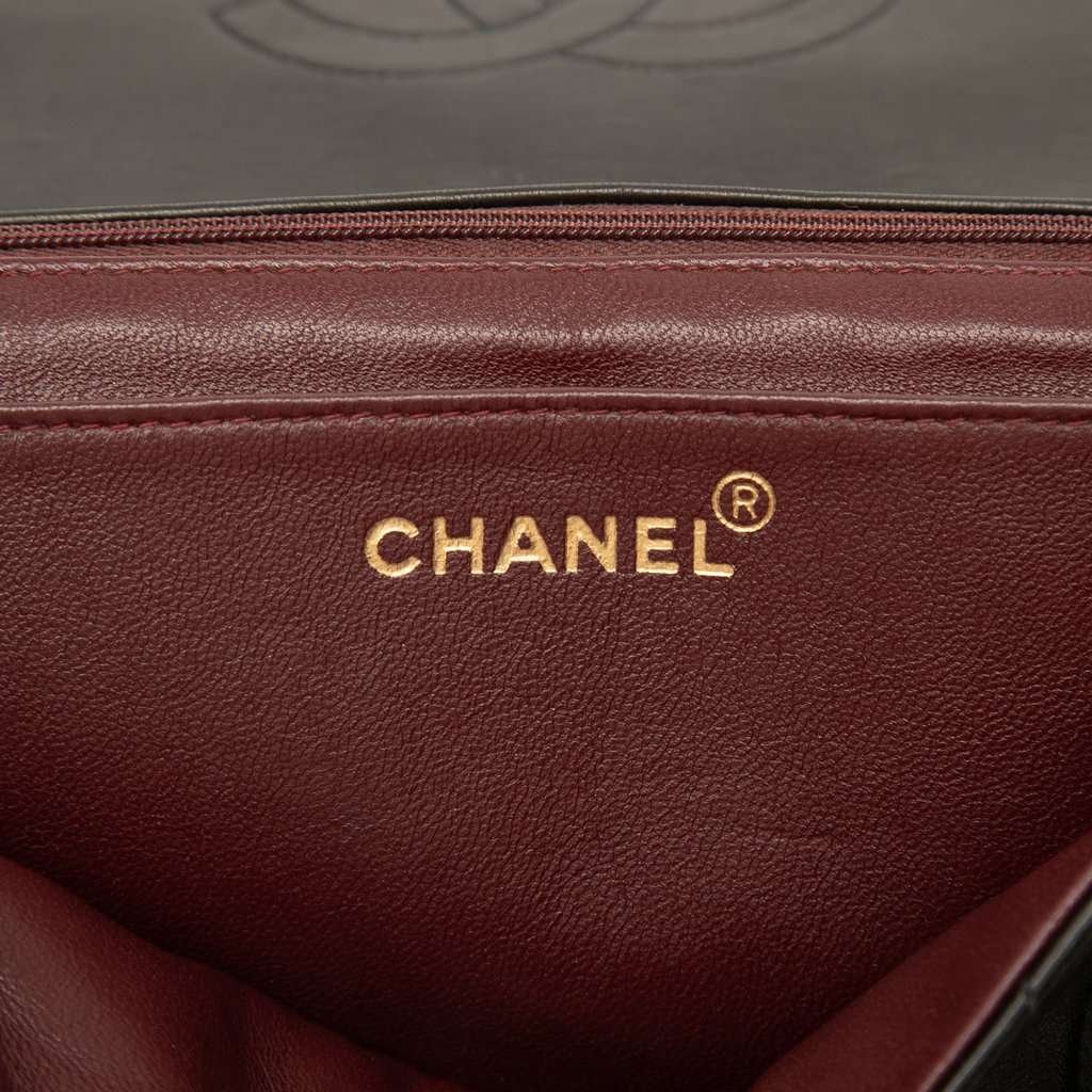 Chanel Jumbo XL Classic Lambskin Single Flap Black Leather Good condition - Box View