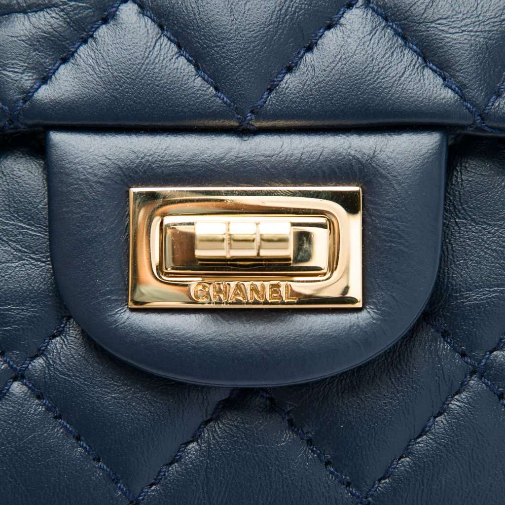 Chanel Quilted Aged Calfskin Reissue 2.55 Single Flap 224 Blue Leather Very good condition - Box View