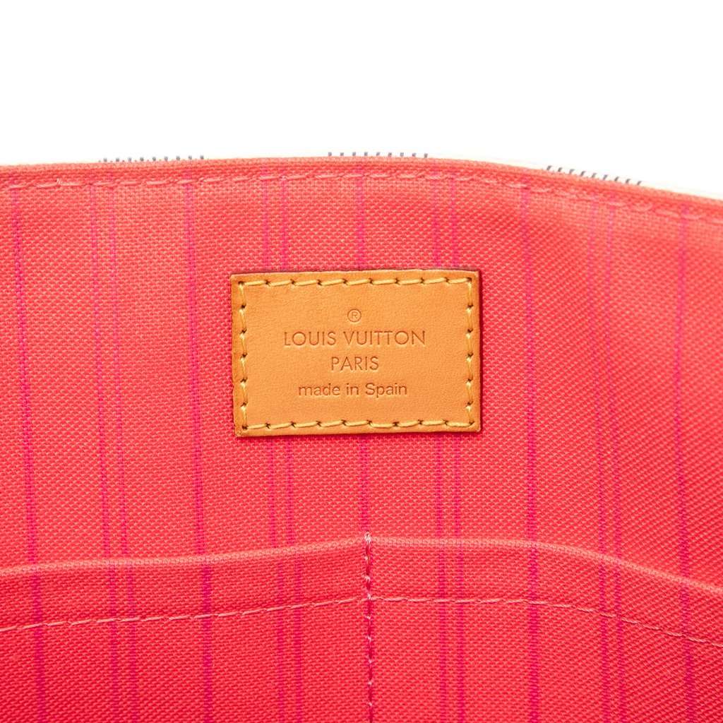 Louis Vuitton Damier Azur Calvi White Very good condition - Box View