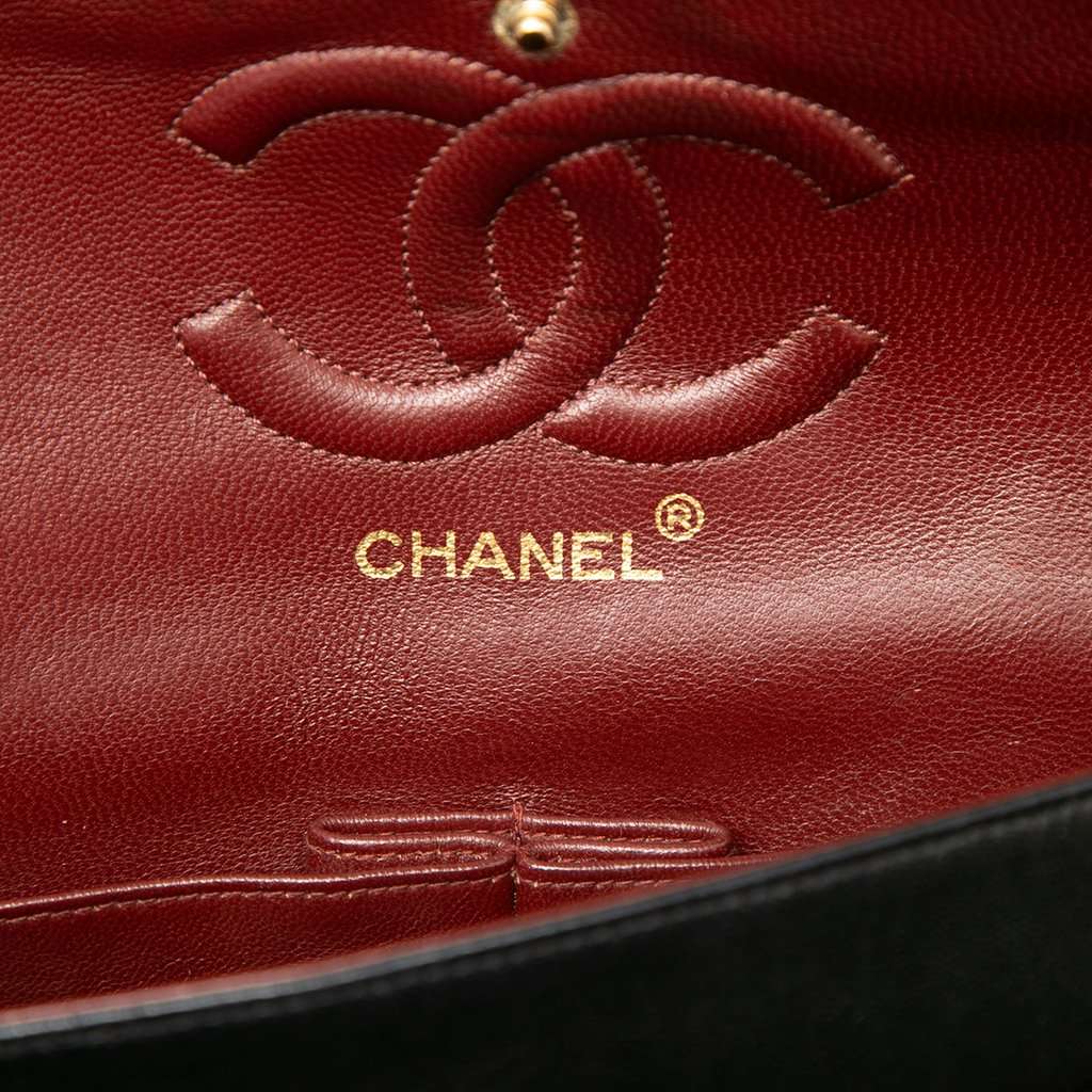 Chanel Medium Classic Lambskin Double Flap Black Leather Very good condition - Box View