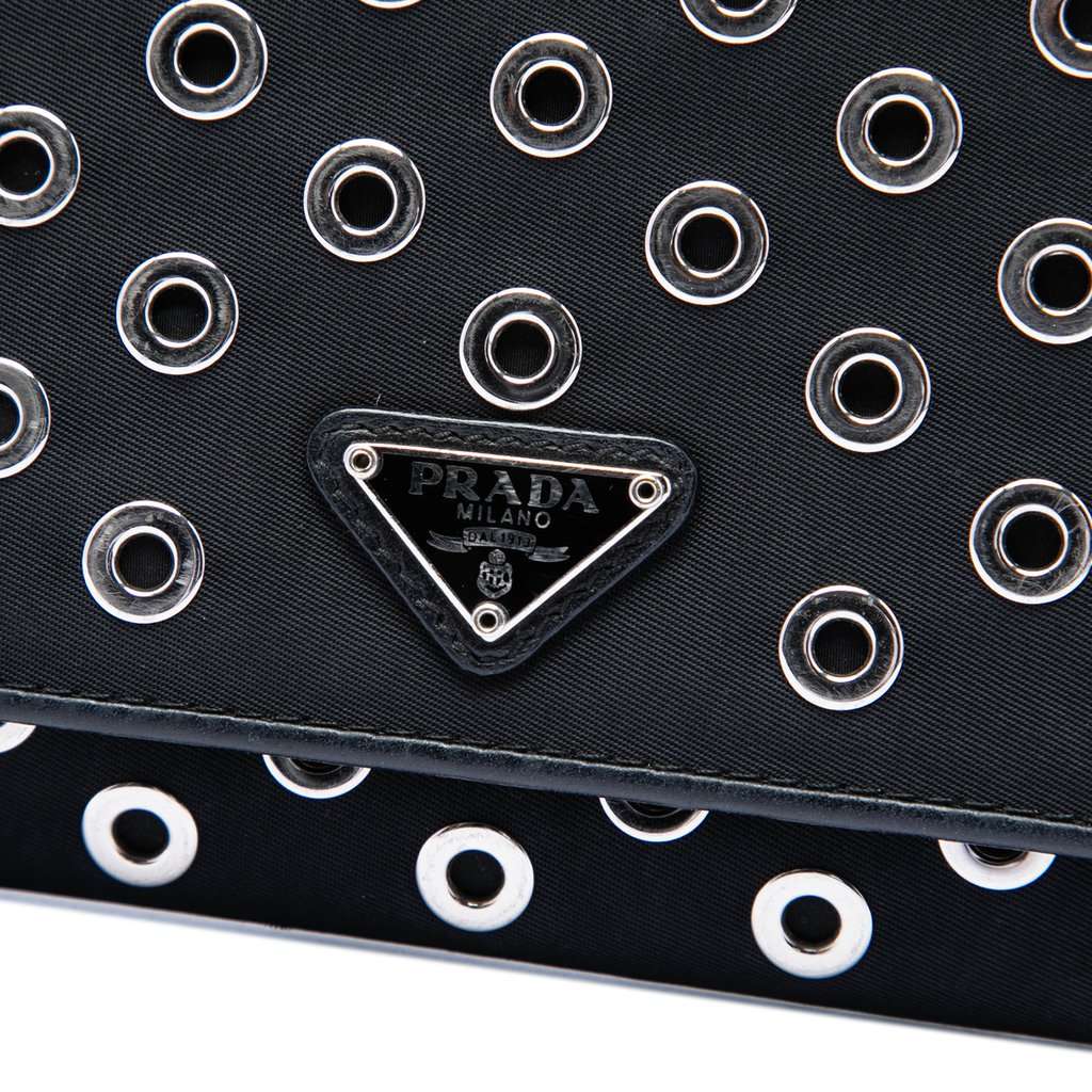 Prada Tessuto Grommet Wallet On Chain Black Very good - Box View