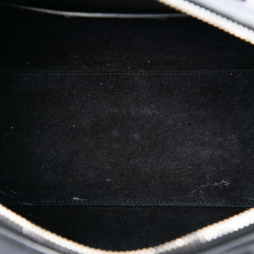 Saint Laurent Baby Leather Star Patchwork Classic Duffle Satchel Black Leather Very good - Model View