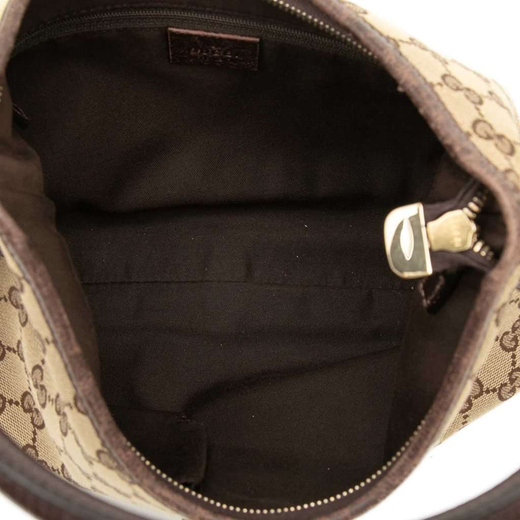 Gucci GG Canvas Abbey D Ring Shoulder Bag Beige Good condition - Model View