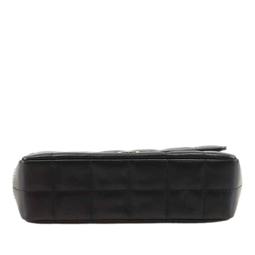 Chanel Mini CC Chocolate Bar Lambskin Camellia Flap Black Leather Very good condition - Model View