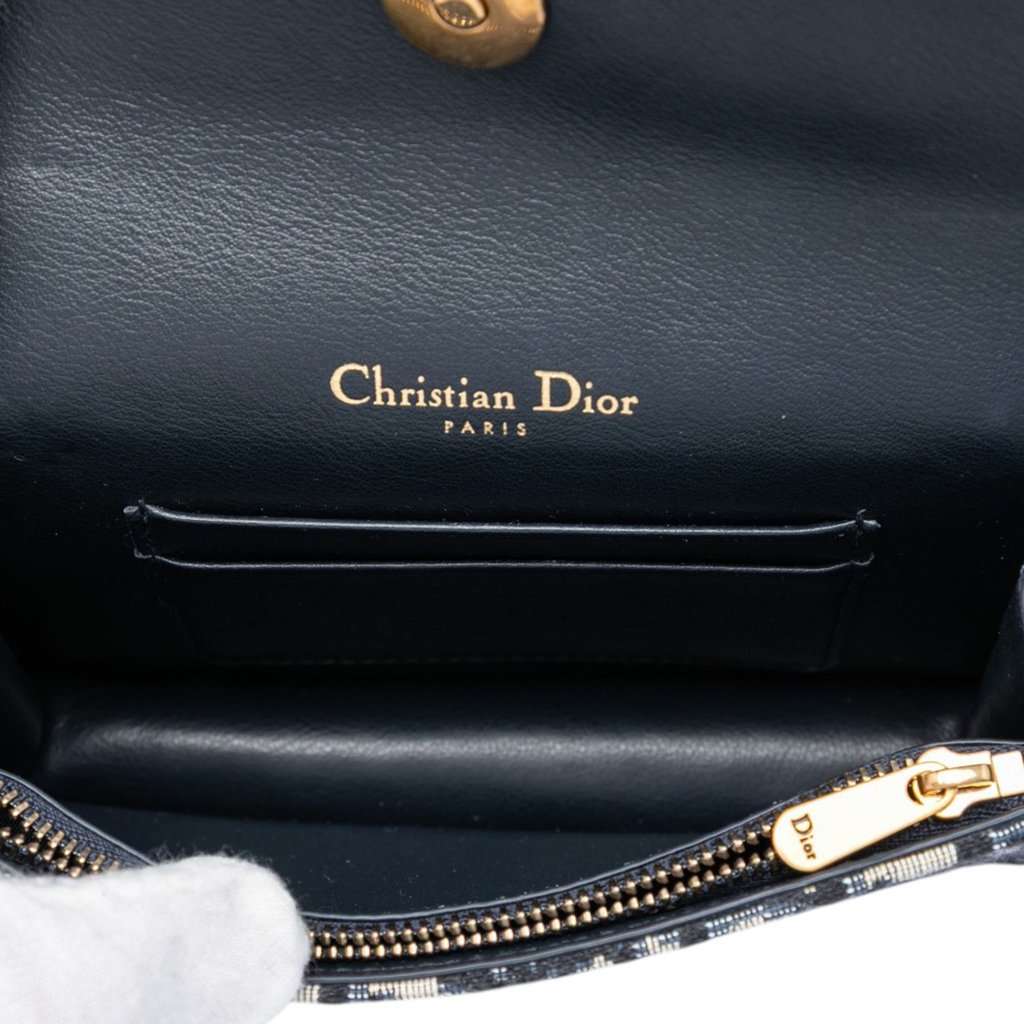 Dior Oblique Canvas Saddle Belt Bag Blue Very good - Model View