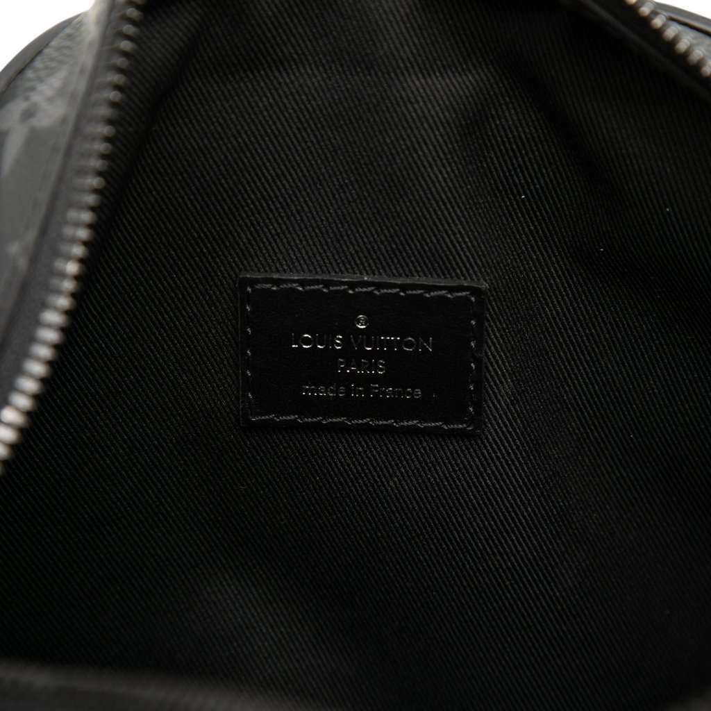 Louis Vuitton Monogram Eclipse Soft Trunk Black Very good condition - Box View