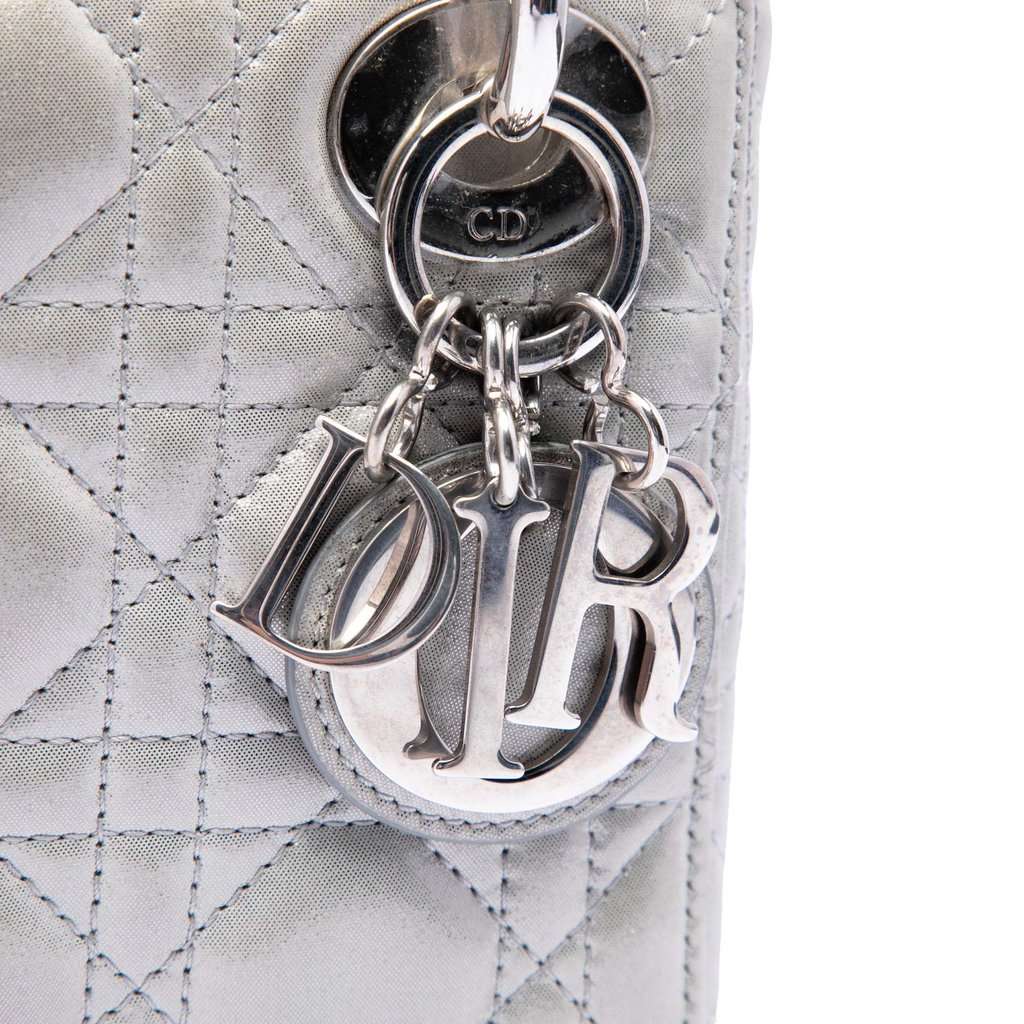 Dior Mini Iridescent Lambskin Cannage Lady Dior Silver Leather Very good condition - Box View