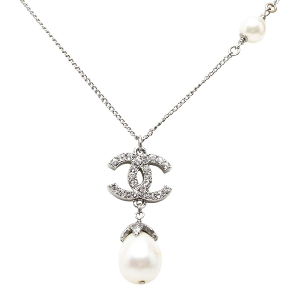 Chanel CC Brass Strass Faux Pearl Pendant Necklace Silver Metal Very good condition - Inside View