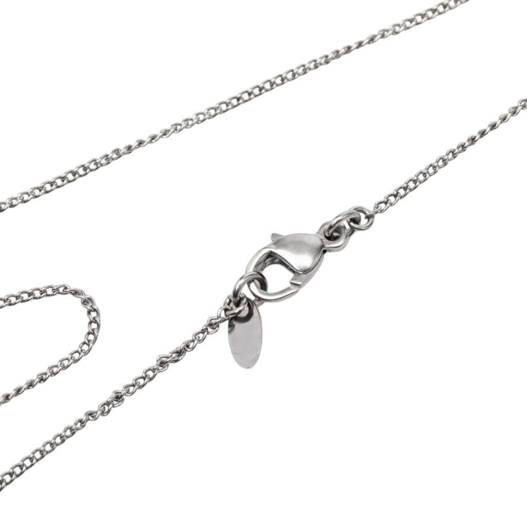 Chanel CC Brass Strass Faux Pearl Pendant Necklace Silver Metal Very good condition - Model View