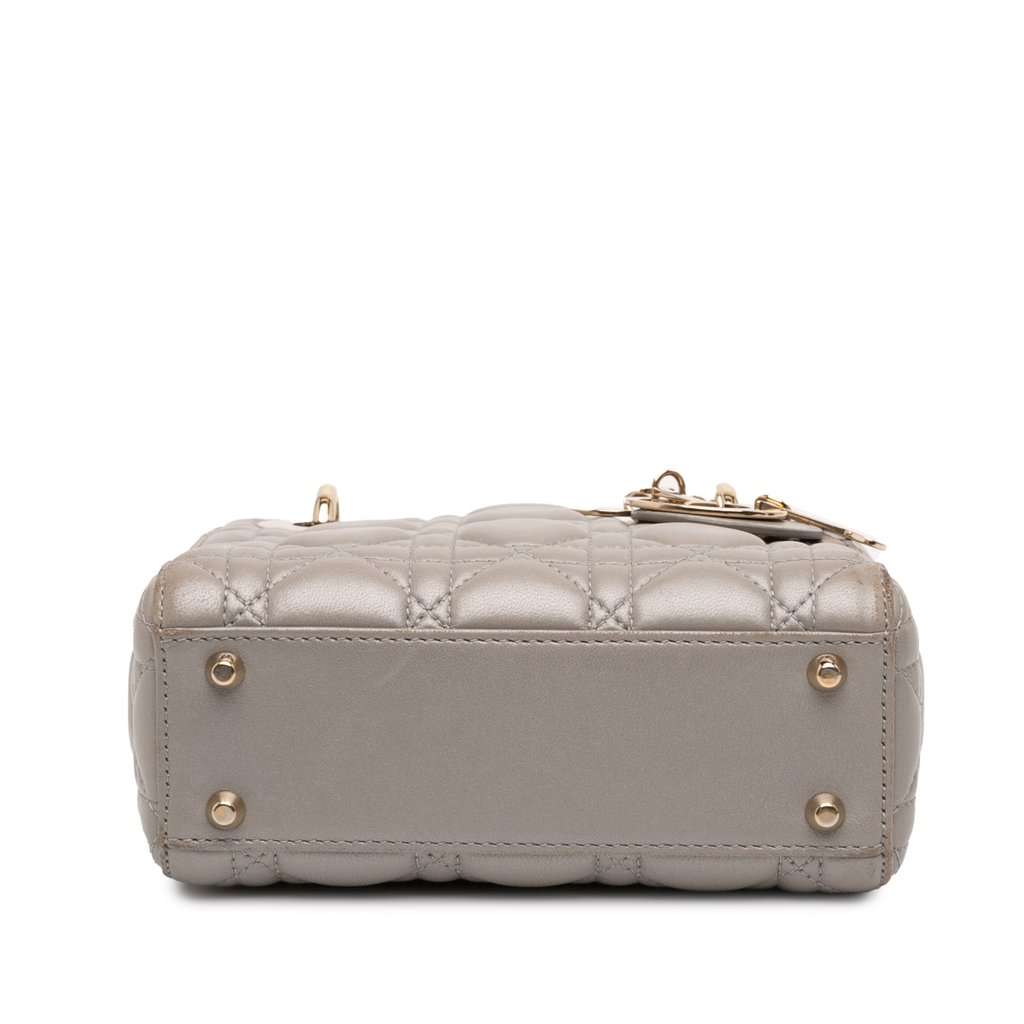 Dior Mini Lambskin Cannage Lady Dior Grey Leather Very good condition - Inside View