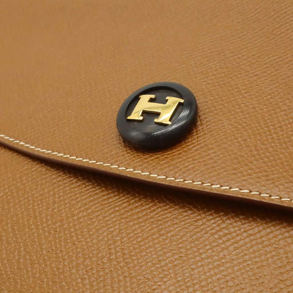 Hermès Courchevel Pochette Rio Brown Leather Very good condition - Model View