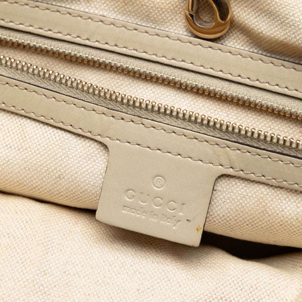 Gucci GG Canvas Heart Bit Tote Beige Very good condition - Box View