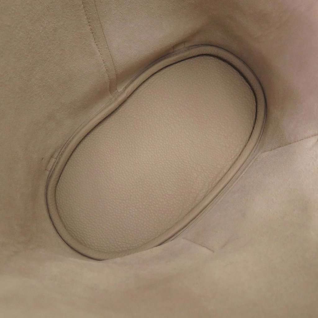 Loro Piana Grained Calfskin Extra Drawstring Backpack Beige Leather Very good condition - Model View