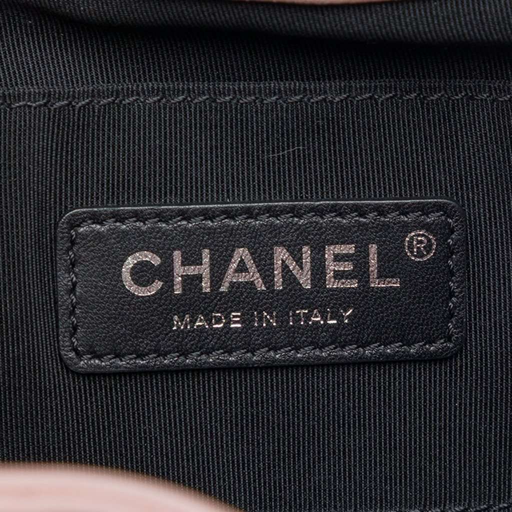 Chanel CC Multicolor Quilted Lambskin Cuba Drawstring Bucket Bag Black Leather Very good condition - Box View