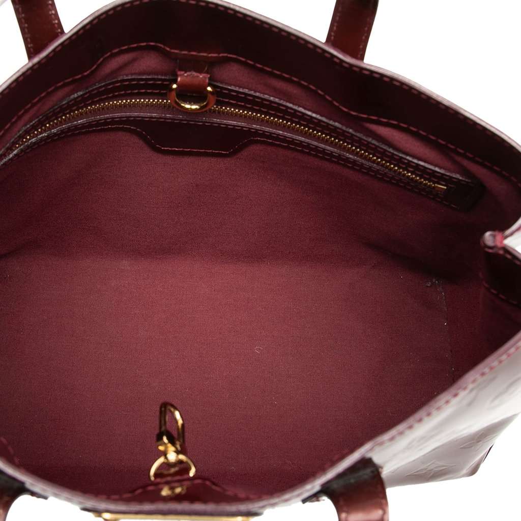 Louis Vuitton Monogram Vernis Wilshire PM Red Leather Good - Model View