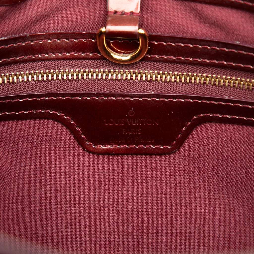 Louis Vuitton Monogram Vernis Wilshire PM Red Leather Good - Box View