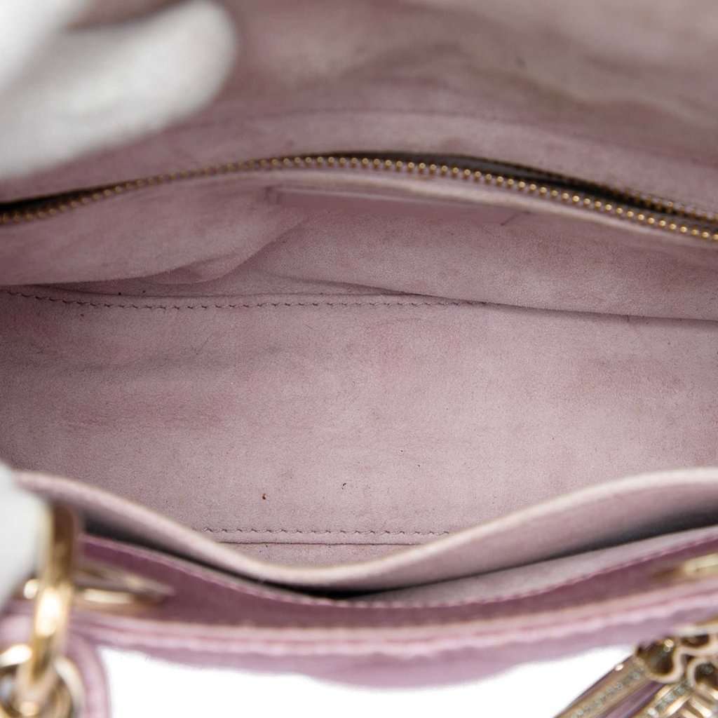 Dior Small Satin Cannage Swarovski Lady Dior Pink Very good condition - Model View