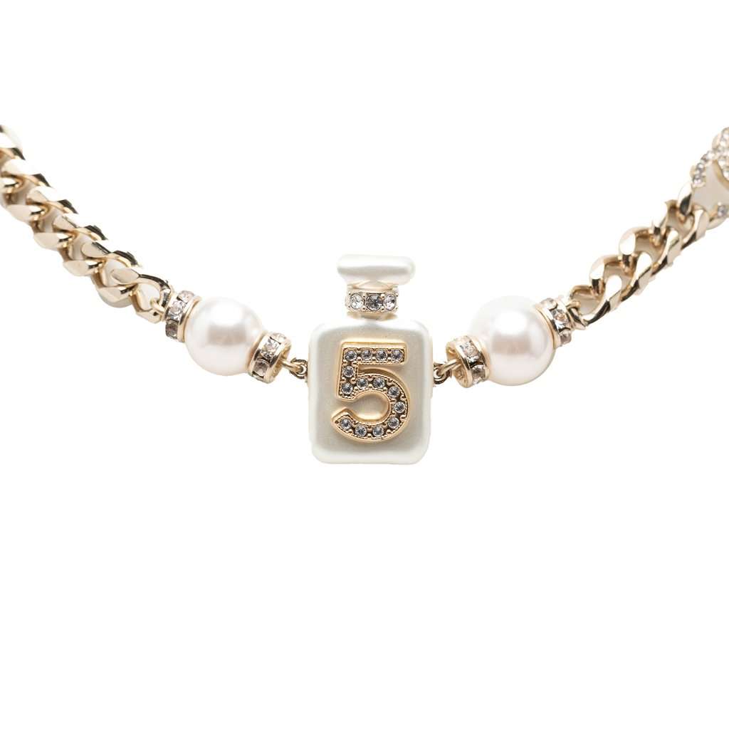 Chanel CC Gold Plated Faux Pearl Strass No 5 Perfume Bottle Pendant Necklace Gold Metal Very good condition - Front View