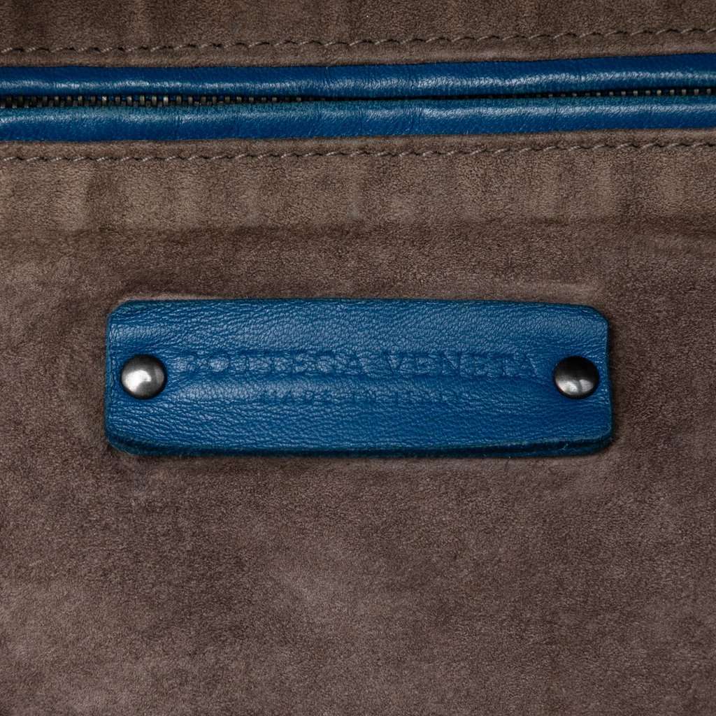 Bottega Veneta Nappa Intrecciato Cube Shoulder Bag Blue Leather Very good condition - Box View