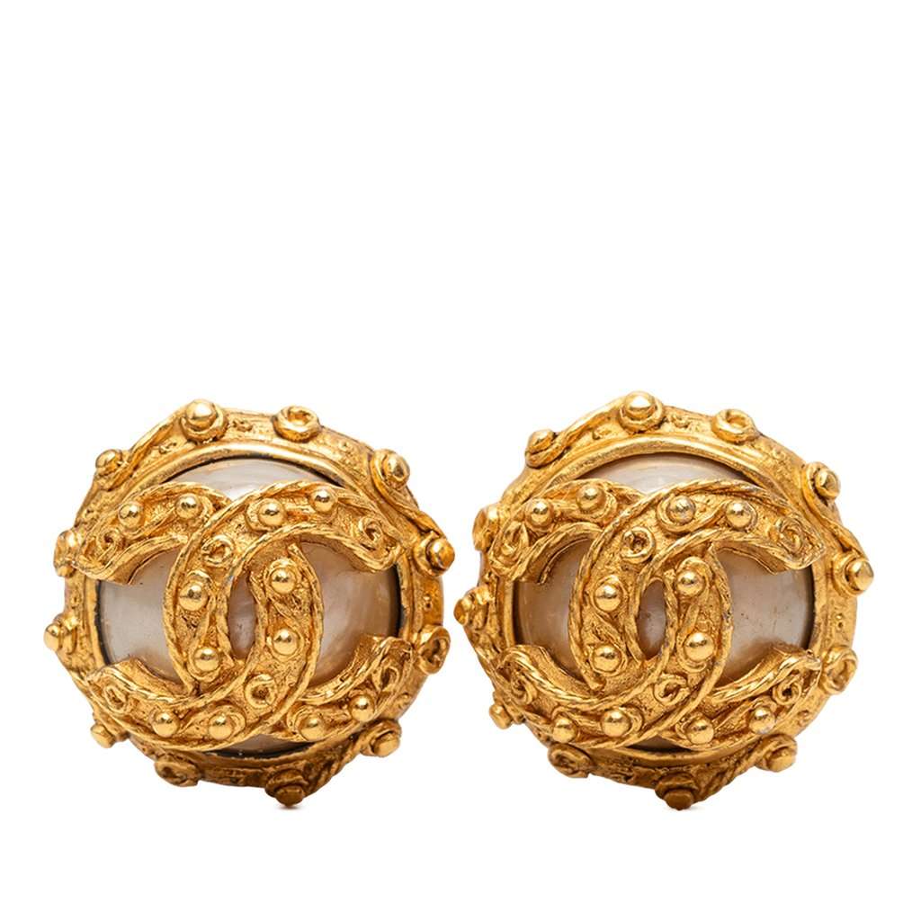 Chanel CC Gold Plated Faux Pearl Clip On Earrings Gold Metal Very good condition - Front View