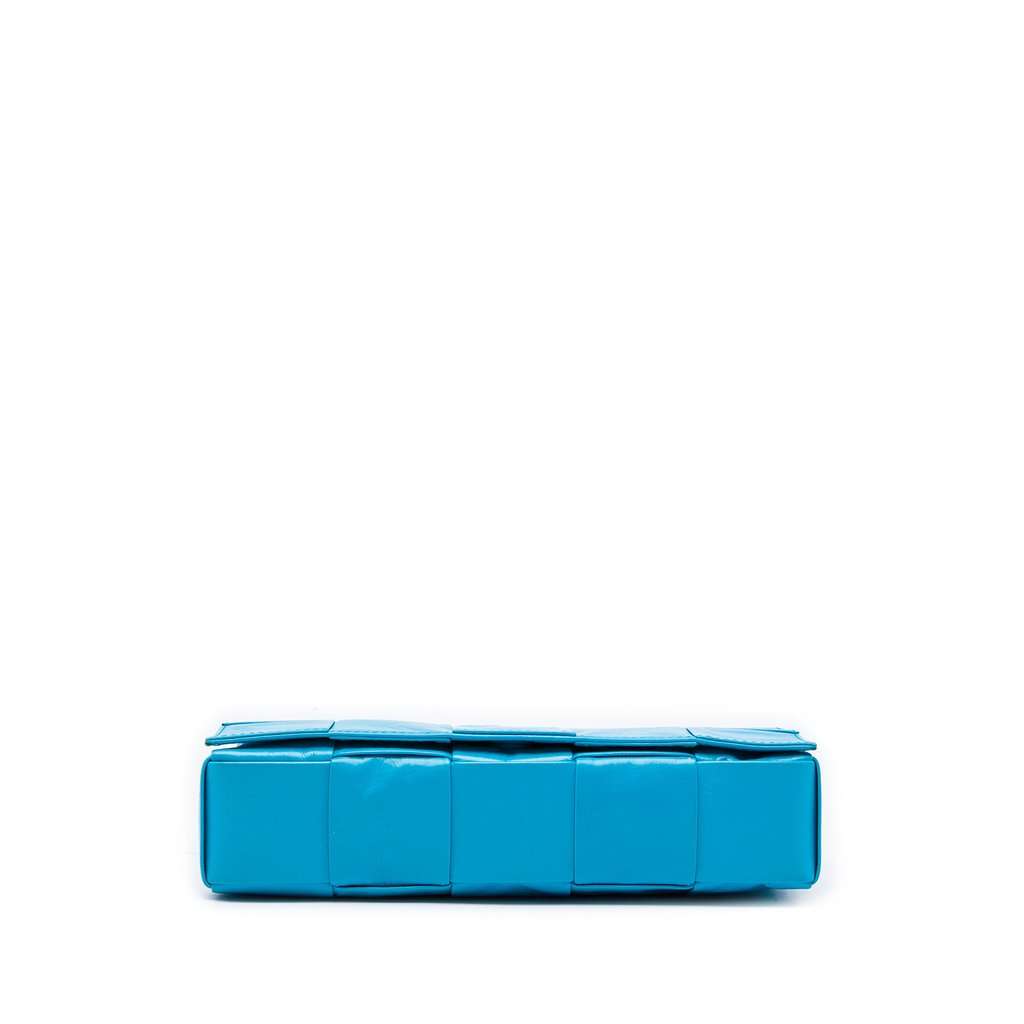 Bottega Veneta Paper Calfskin Intrecciato Cassette Crossbody Blue Leather Very good - Inside View