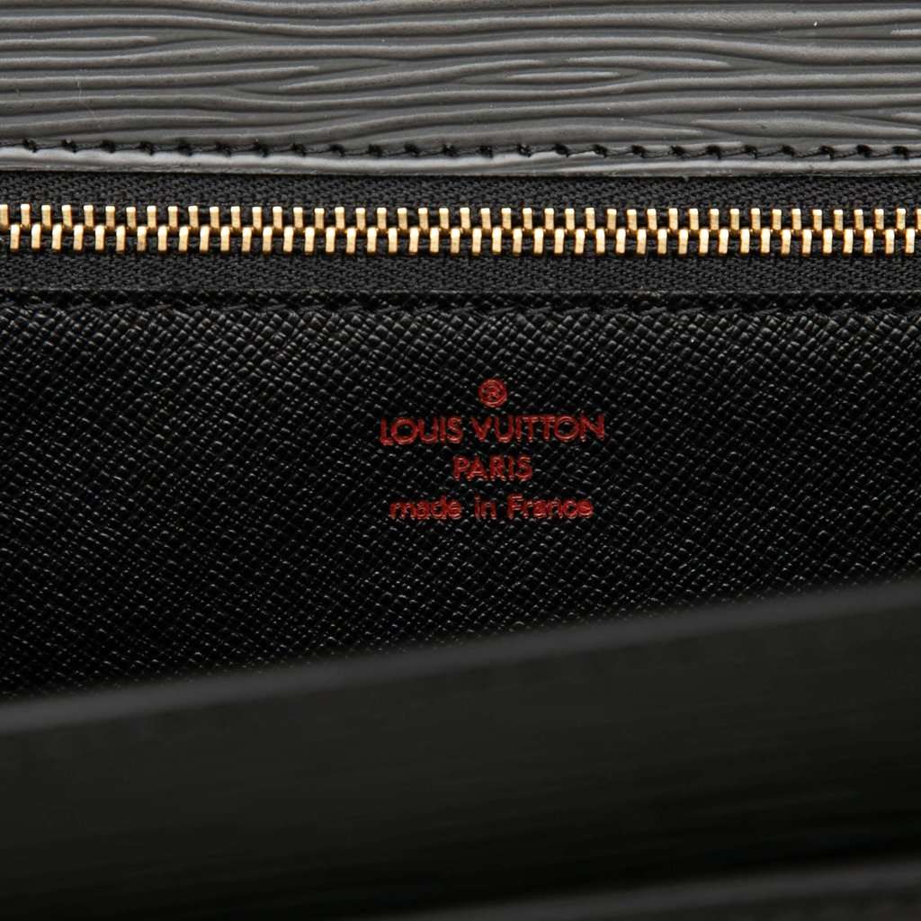 Louis Vuitton Epi Monceau Black Leather Very good condition - Box View