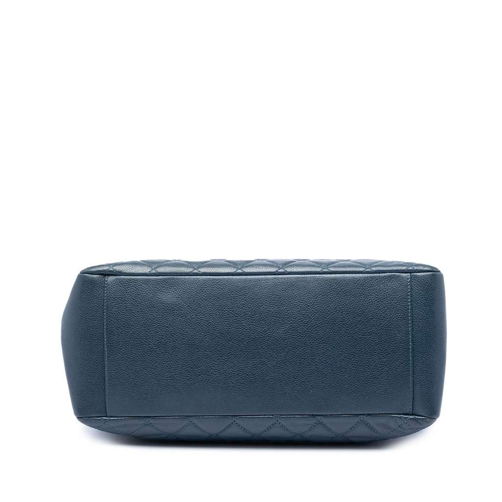 Chanel Caviar Grand Shopping Tote Blue Leather Very good condition - Inside View