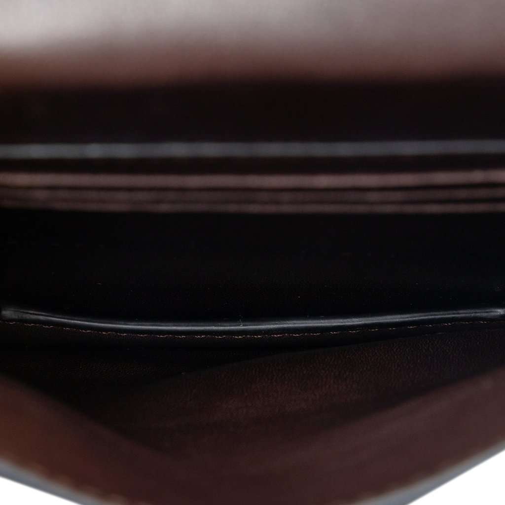 Loewe Croc Embossed Leather Anagram Gusset Flat Crossbody Green Leather Very good condition - Model View
